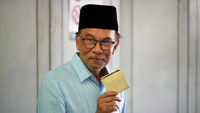 Potret Anwar Ibrahim (dok. AP Photo/Vincent Thian)