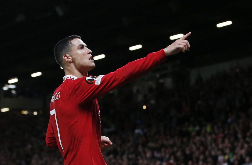 Potret Cristiano Ronaldo ketika masih mengenakan jersey Manchester United (Foto: REUTERS/Craig Brough)