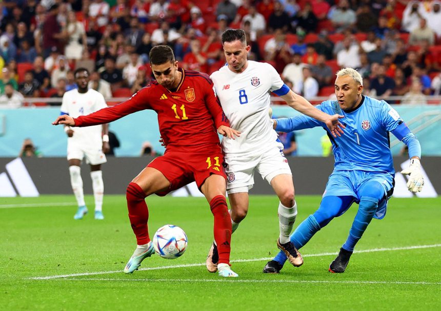 Potret Ferran Torres saat berhadapan dengan Costa Rica, di laga Piala Dunia Qatar 2022 (Source REUTERS)